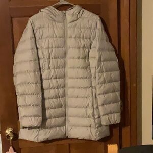Woman’s Eddie Bauer Gray Down coat size L